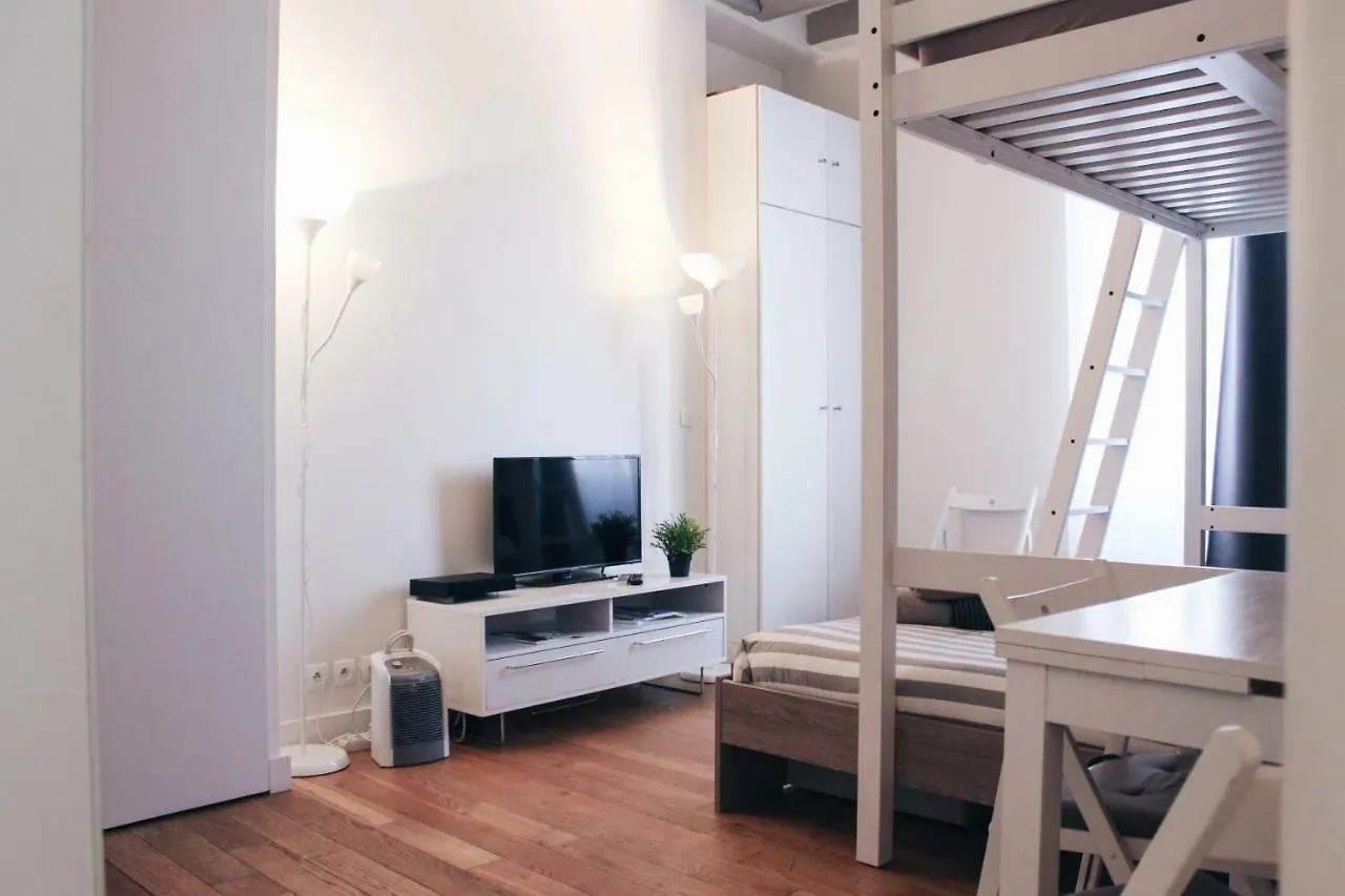 Apartment Ferienwohnung Parisian Flat